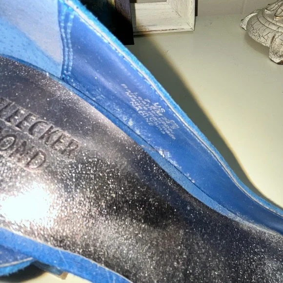 EUC | Bleecker & Bond Nadine Pump!! - Picture 3 of 8